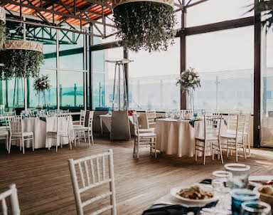 Выпускной в Евразия