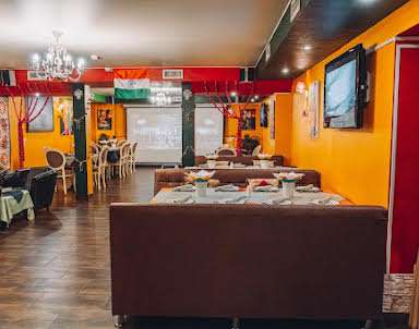  ресторан Bollywood Nights