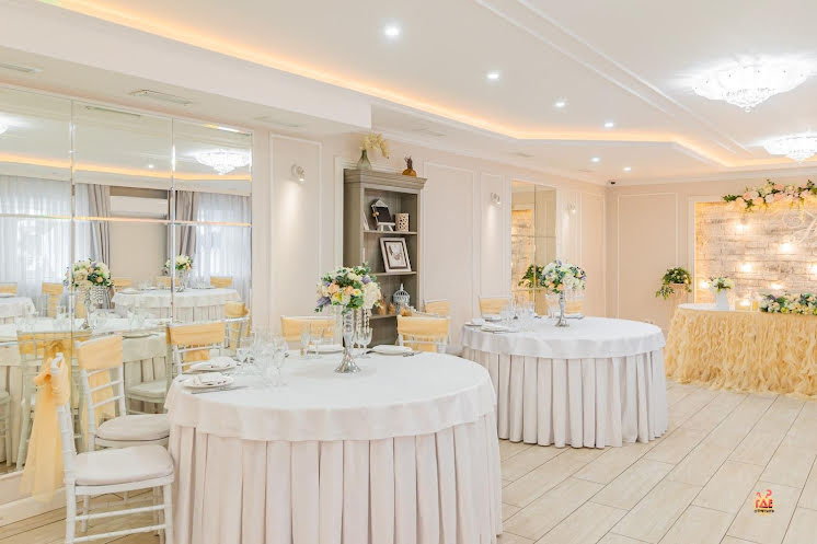 Основной зал в «Фламбе» фотография №2