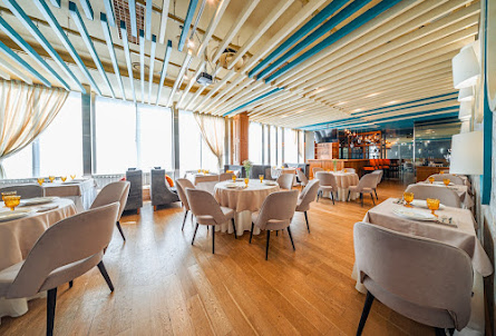 Торжественный зал в Зал «Юпитер»