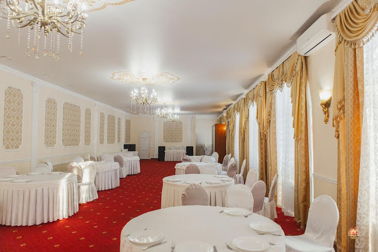 Зал "Дворцовый" в «Версаль» фотография №9