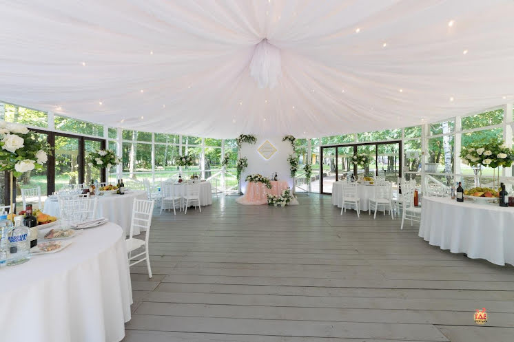 Шатер панорамный в «Барская Усадьба» фотография №6