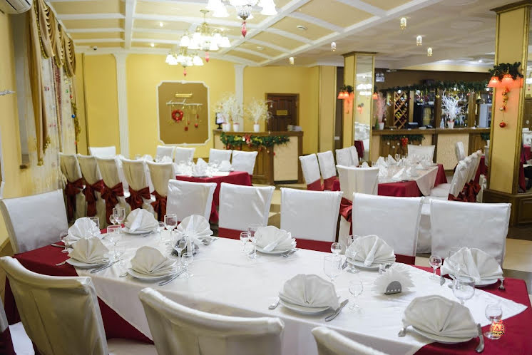 Основной зал в «Ани» фотография №6