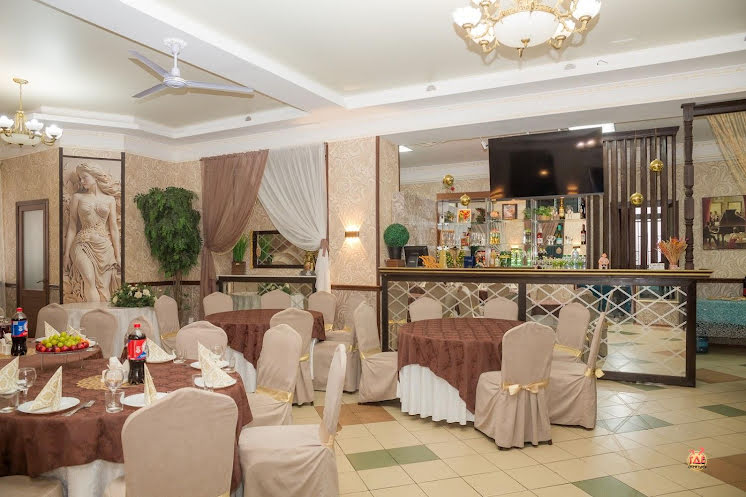 Большой банкетный зал в «Наши Люди» фотография №14