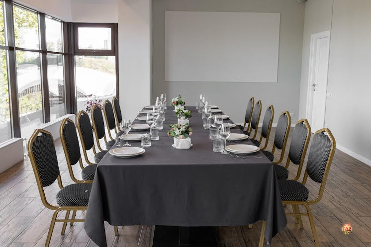 VIP-зал (3 этаж) в «Юна» фотография №1