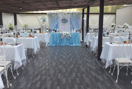 Летняя веранда в Малый зал