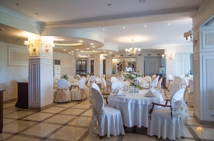 Основной зал в «Александр» фотография №12