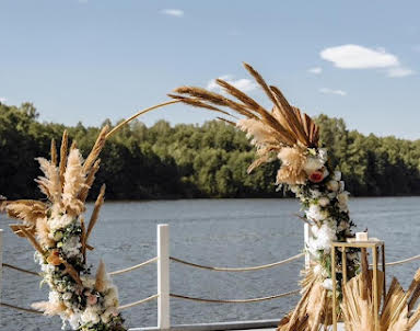  ресторан Гуси-Лебеди