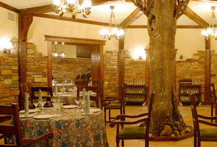 Ресторан «У дуба» в Ресторан «У дуба»