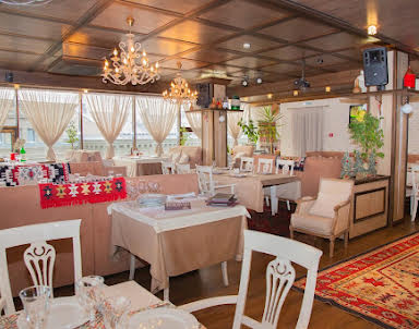 Выпускной в Кинто