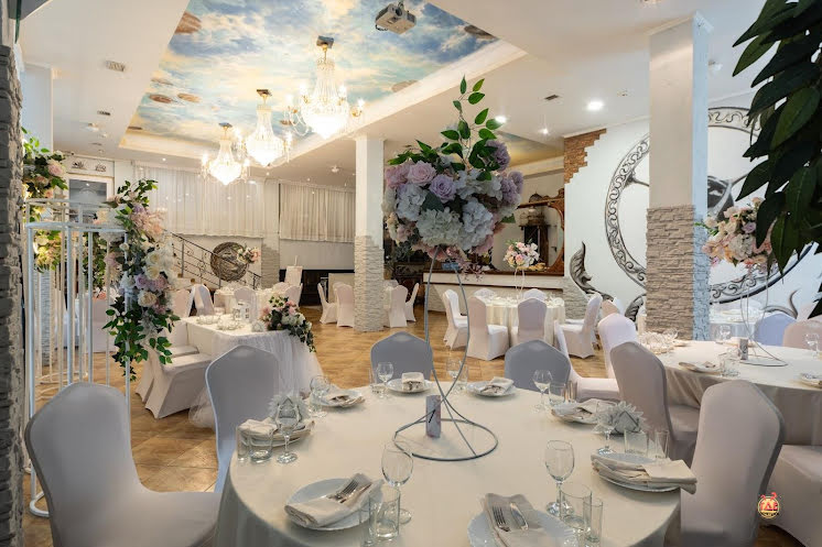 Главный зал в «Dolce» фотография №10