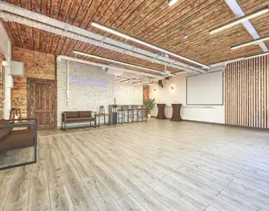 Новый год в Loft Lodge на Алексеевской