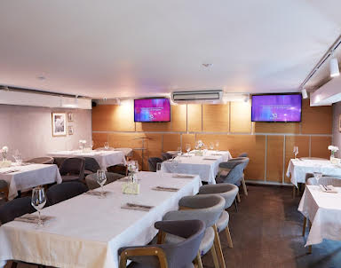  ресторан BONA на Московском проспекте