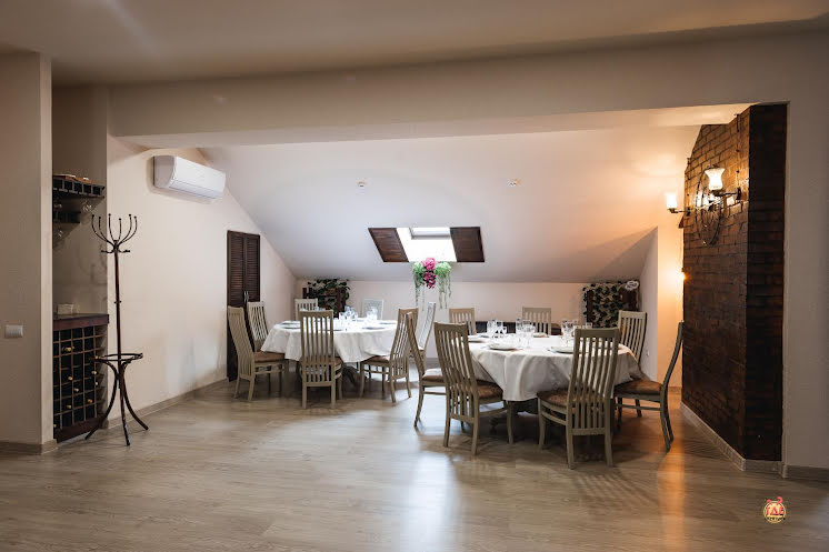 Основной зал в «Дача Хаус» фотография №2