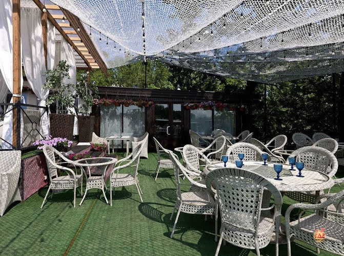 Общий зал в «Алые паруса» фотография №11