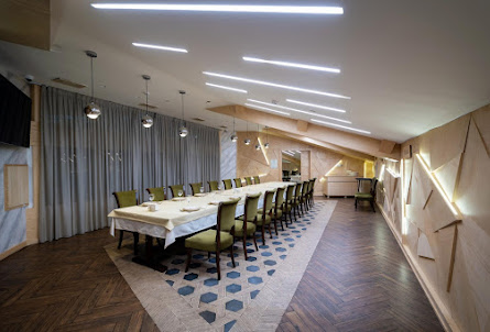 Серебряный зал в Второй ярус основного зала 