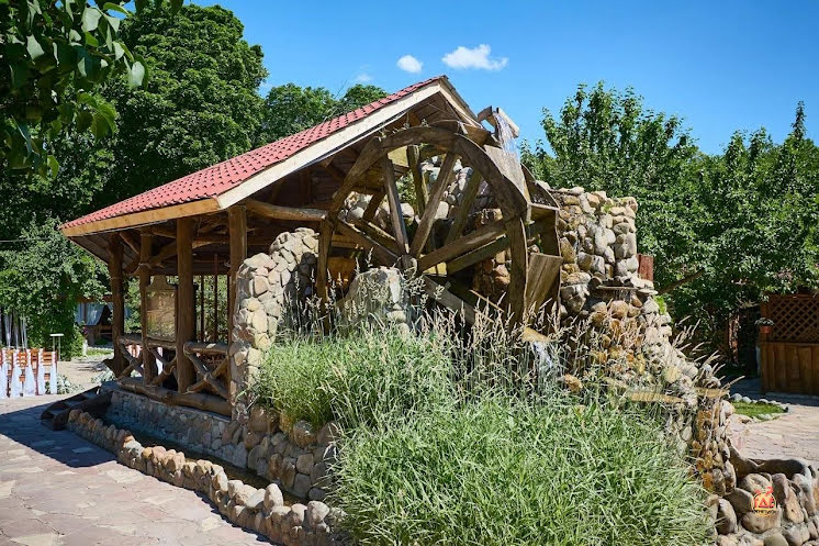 Летняя терраса в «Мельница» фотография №16