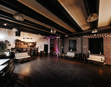  ресторан КомоД и Амулет