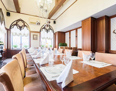  ресторан Пражский клуб