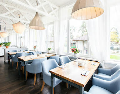  ресторан Птички и Ягоды