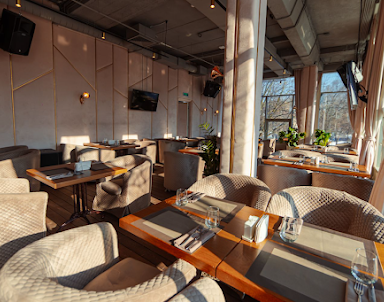  ресторан Сытый лось на Большой Семёновской