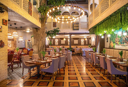 Основной зал в Малый зал