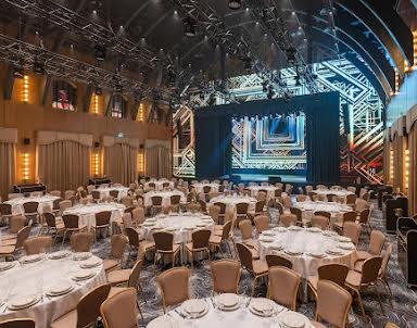  ресторан Amazing Hall