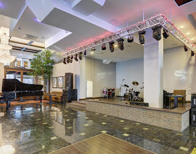  ресторан Astro Plaza
