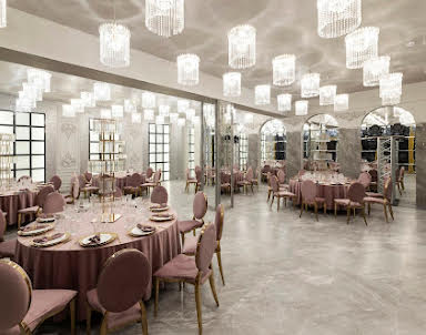  ресторан La Riva Hall