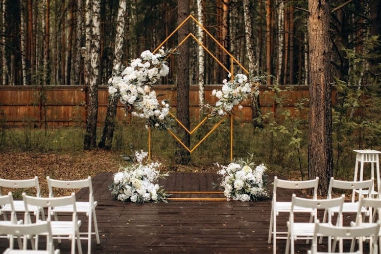 Площадка для выездной церемонии в «Ресторан Лесной» фотография №1