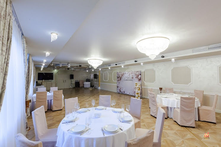 Большой зал в «Гранд Фэмили» фотография №11