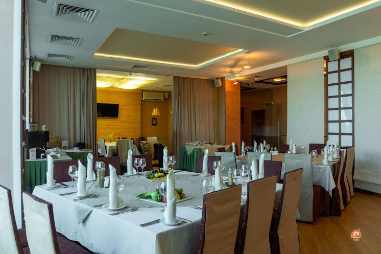 Зал ресторана  в «Александровский сад» фотография №13