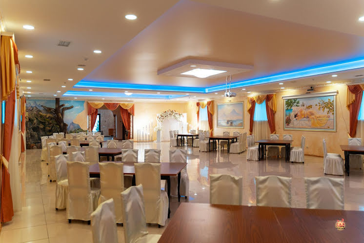 Банкетный зал в «Эдельвейс» фотография №1