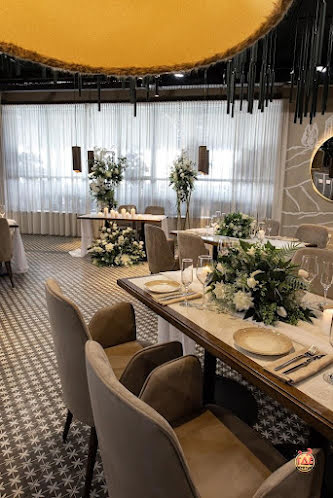 Основной зал в «Мамука» фотография №2