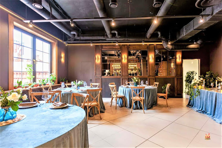 Зал ресторана  в «Perfect Pitch» фотография №16