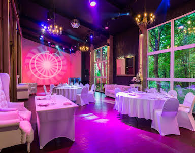 Новый год в STUDIOHALL