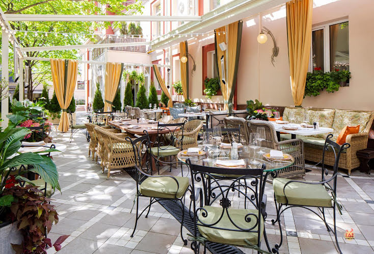 Летняя терраса в «Ткемали» фотография №8