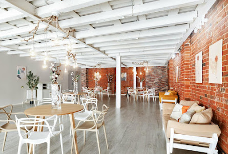 Зал «Эгон Шиле» в Зал «Микеланджело»