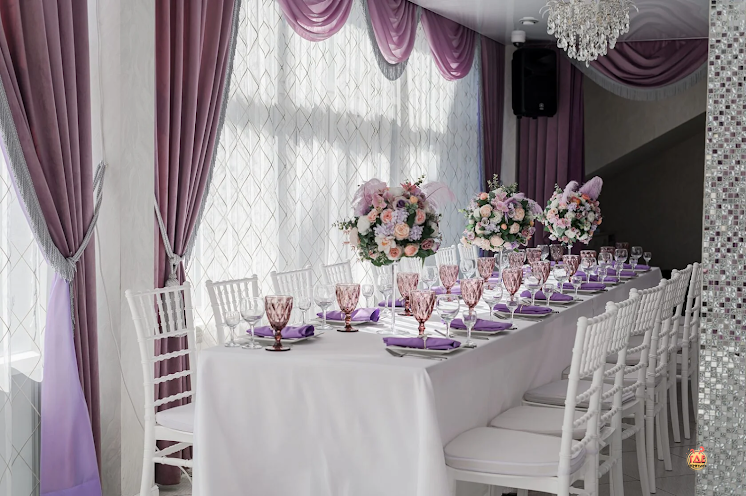 Сиреневый зал в «Кирочный двор» фотография №5