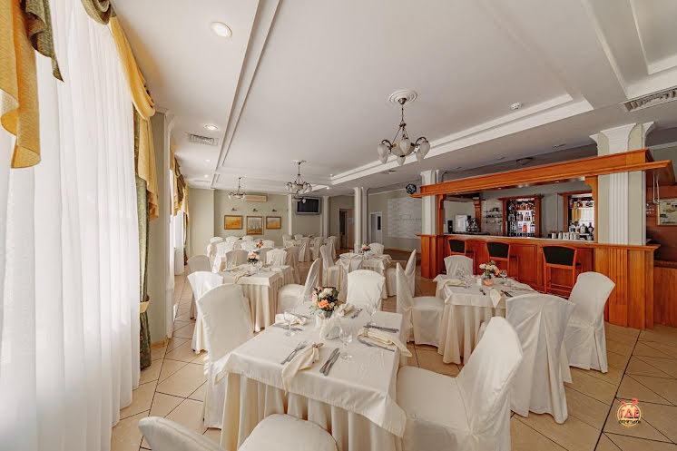 Ресторан «Березовая Роща» в «Тверь Парк Отель» фотография №10