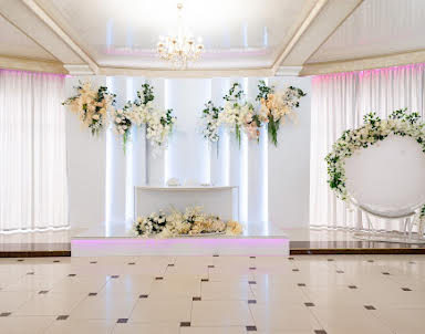 Новый год в Mozart Hall