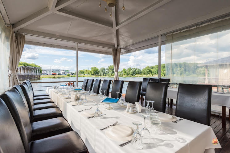 Шатер на пирсе №2 в «Бакинский бульвар  Аврора» фотография №4