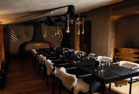 Каминный зал  в Каминный зал 