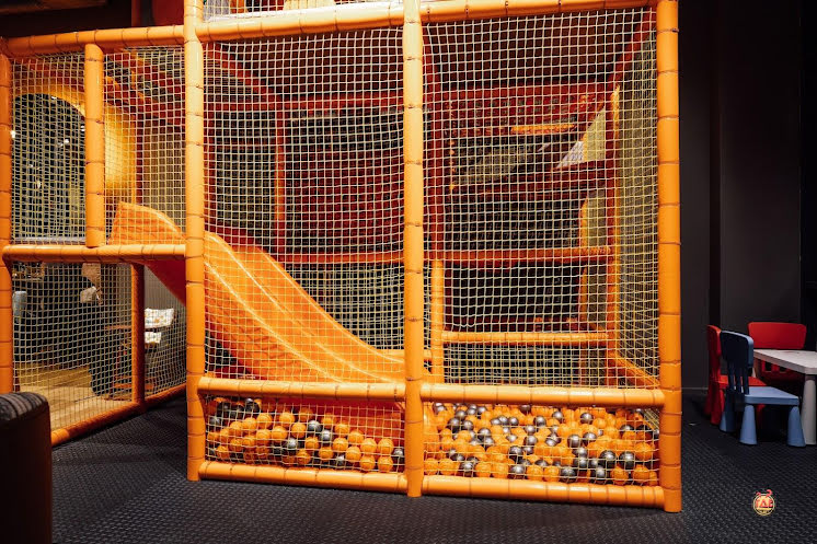 Основной зал  в «Джентльмены удачи» фотография №10