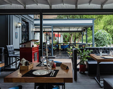  ресторан Гранат Black