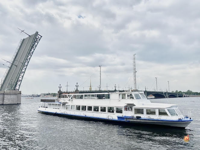 Палуба в «Теплоход "Чайка"» фотография №4