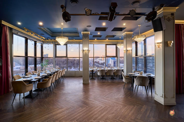 Центральный зал в «7  небо» фотография №2