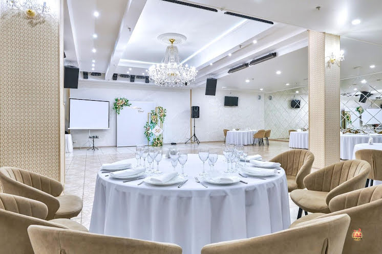 Основной зал в «РАФАЭЛЬ» фотография №5