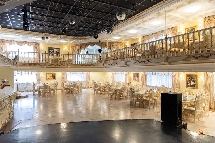 Основной зал ресторана  в «Сказка» фотография №18