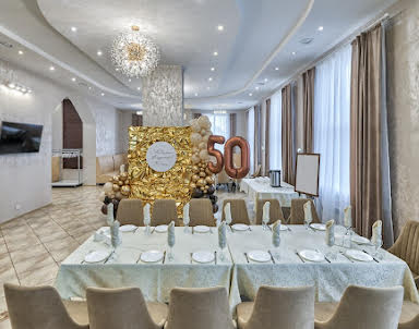 Новый год в Адель